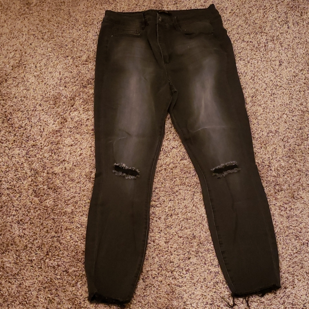 Black Faded Jeans